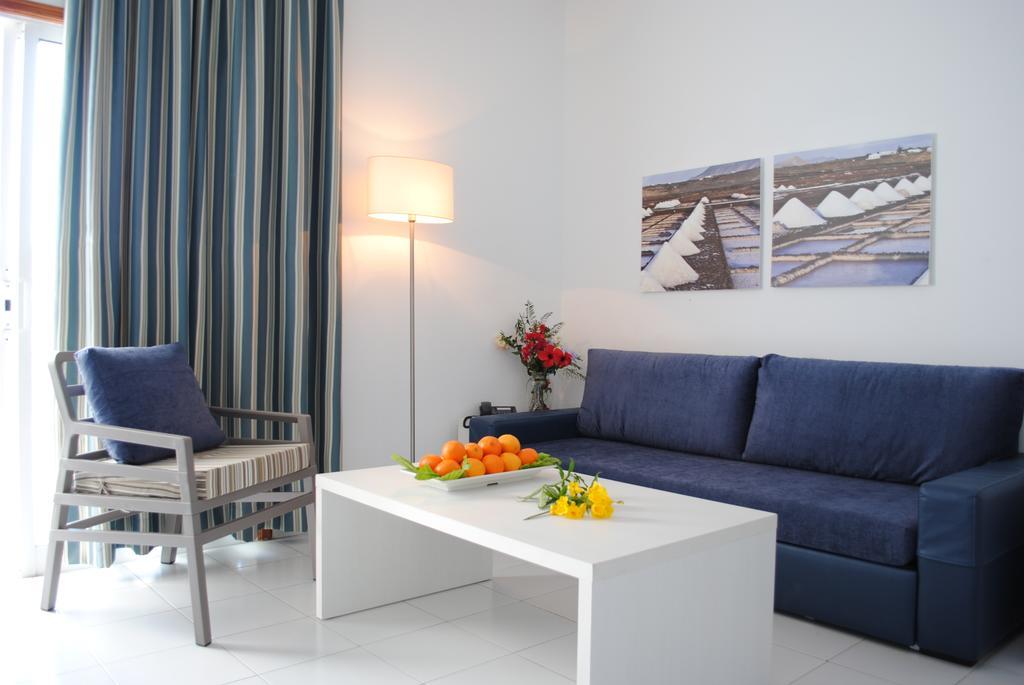 Apartamentos Ficus 科斯塔特吉塞 外观 照片